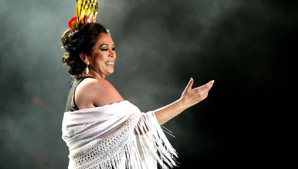 Isabel Pantoja anuncia minigira de dos conciertos en Chile para 2021. (Foto: CRISTINA QUICLER / AFP)