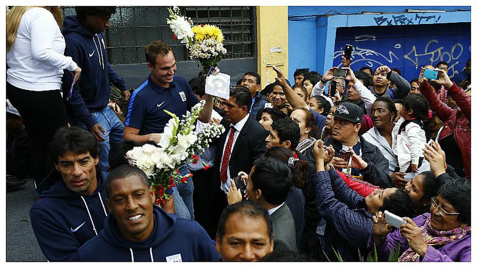 Alianza Lima: Jugadores le rinden homenaje al Señor de los Milagros [FOTOS]