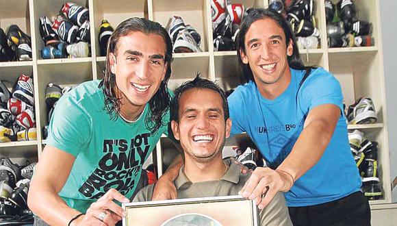 Los argentinos Vitti, Arriola y Alemanno le deben más de un milagro al santo de la escoba