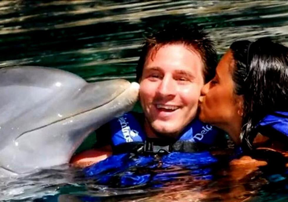 Novia de Lionel Messi publica fotos privadas con la 'Pulga'