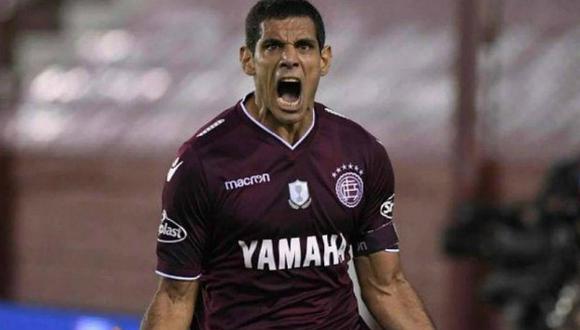 José Sand fue presentado oficialmente en dos clubes pero no firmó por ninguno