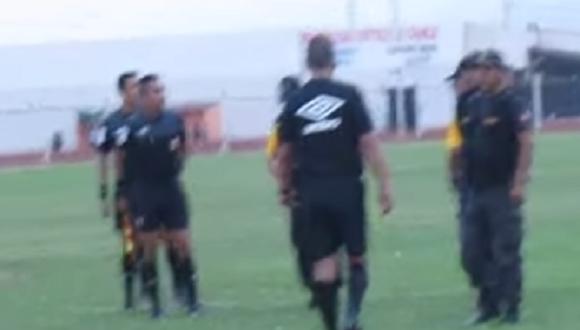 Segunda División: En Chancay agredieron al árbitro con proyectiles [VIDEO]