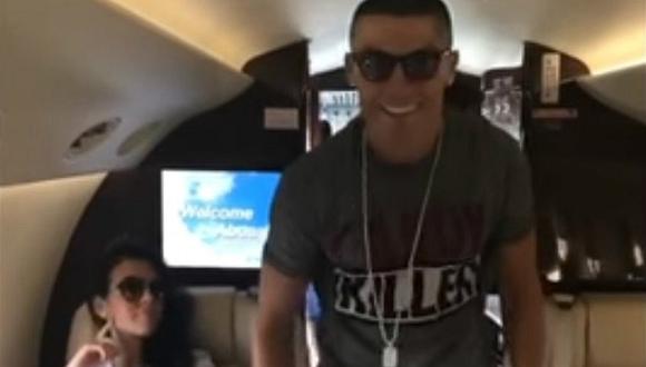 Cristiano Ronaldo baila reggaeton en el avión y novia se burla [VIDEO]