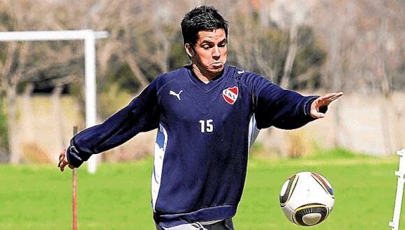 'Franquito' anota gol y asiste en otro en entrenamiento de Independiente