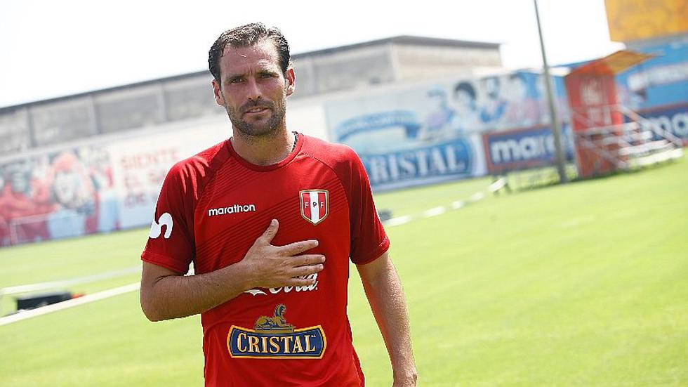 Perú empató 2 a 2 ante Honduras, que marcó dos goles en los tiempos de descuento