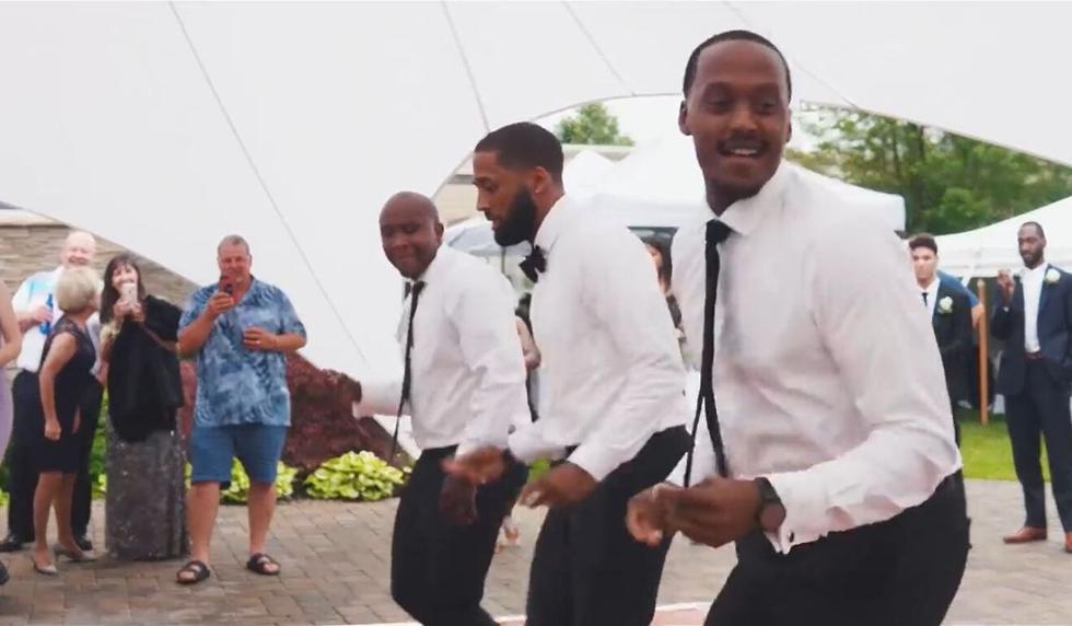 El novio escogió una rutina que muchos vieron interesante. (Captura)