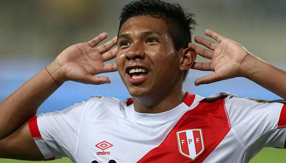 Selección peruana: Edison Flores pudo hacer el mejor gol de Eliminatorias [VIDEO]