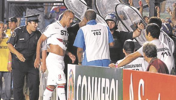 Luis Fabiano pensó hasta en dejar el fútbol tras expulsión