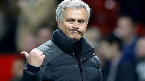 Campeón de tres Champions League reemplazaría a Mourinho en el United