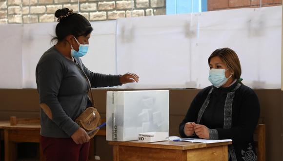 Los electores emitieron su voto sin contratiempos en la I.E. 30173 Virgen del Carmen y en la I.E. Warivilca del distrito de Huayucachi, en la región Junín. (Foto: ONPE)