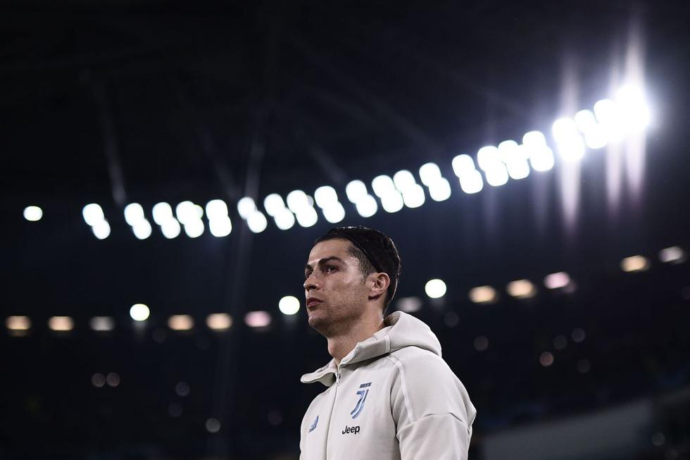 Cristiano Ronaldo luce un nuevo look en la Juventus por Champions. (Foto: AFP)