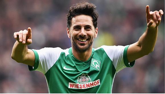 Claudio Pizarro continuará su carrera en el Werder Bremen