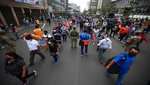 Municipalidad de Lima pide mayor presencia policial y militar en la zona de conglomerados comerciales: Mesa Redonda, Mercado Central y Triángulo de Grau. (Foto: Hugo Curotto/GEC)