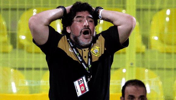 'D10S' se enteró de la muerte de su madre camino a Argentina