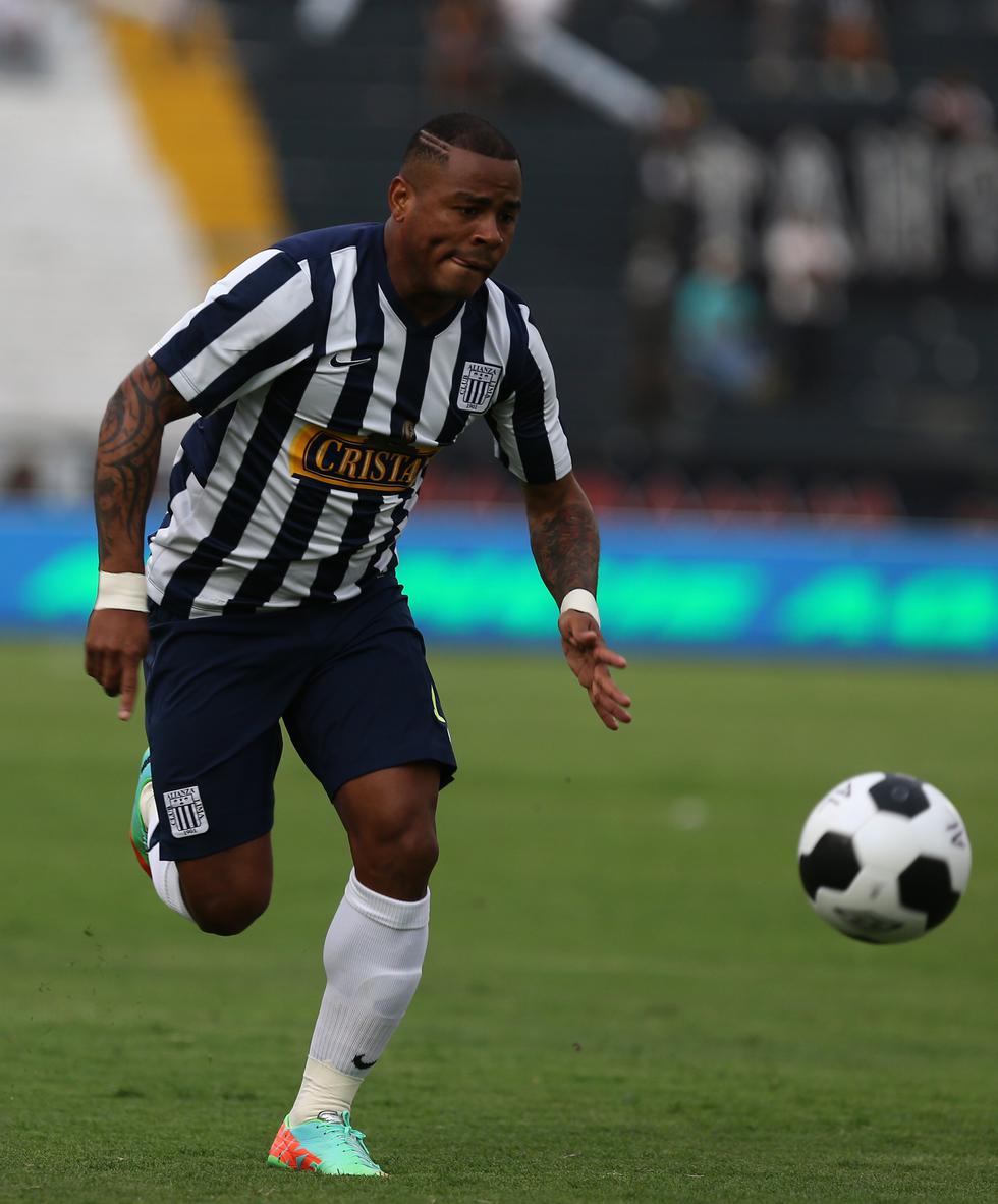 Pablo Bengoechea se refiere a posible regreso de Wilmer Aguirre: "Sé que quiere volver, ojalá pueda cumplirlo algún día"