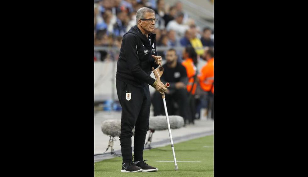 Óscar Washington Tabárez era el entrenador de esa selección de Uruguay. El 'Maestro' se mantiene hasta hoy en el cargo. (Foto: AFP)