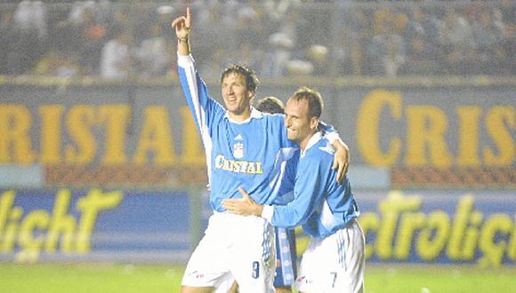 Maestri y Bonnet invitados a presentación de Sporting Cristal