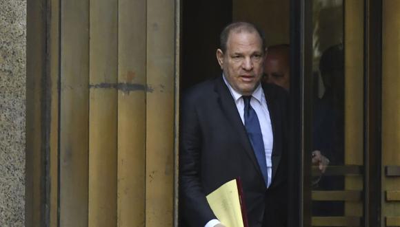 Un juez federal dictaminó que el productor de cine Harvey Weinstein sea trasladado durante las dos primeras semanas de julio a California. (Foto: AFP/TIMOTHY A. CLARY)