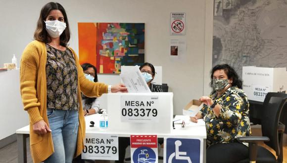 Ciudadanos peruanos comenzaron a votar en Wellington y Auckland, Nueva Zelanda. (Foto: Twitter Cancillería Perú).
