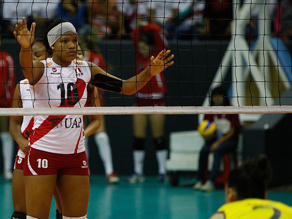 Rosa Valiente se defiende sobre exclusión de selección de voley