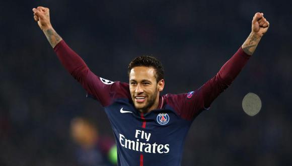 Neymar volvió a entrenar en el campo del PSG. (Foto: EFE)