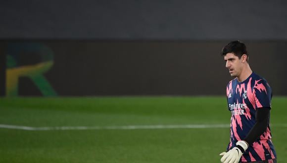 Con Courtois en el arco, Real Madrid no pasó del empate ante Osasuna y no pudo quedarse con el liderato de LaLiga. (Foto: AFP)