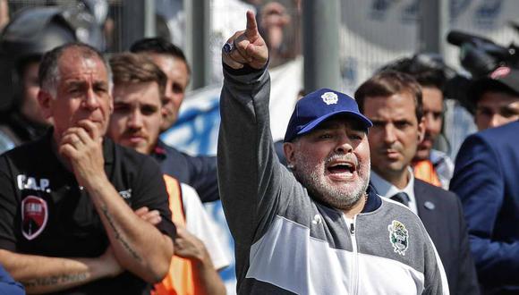 Jugador de Gimnasia contó cómo es su experiencia con Diego Maradona. (Foto: AFP)