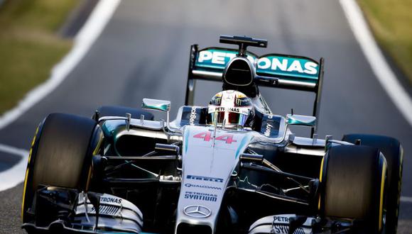Lewis Hamilton saldrá primero en el Gran Premio de Baréin