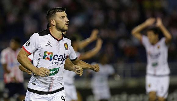 Bernardo Cuesta llegó a los 100 goles con Melgar y se convierte en el goleador histórico del 'Dominó'