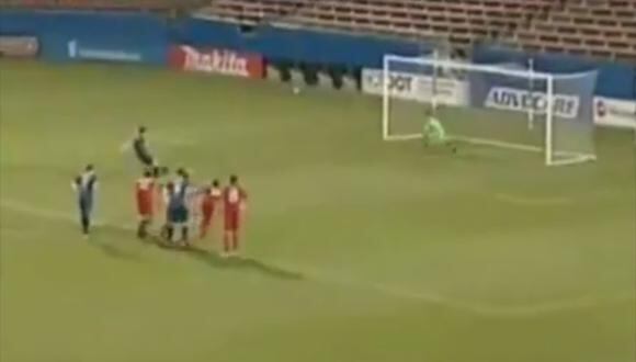 Raúl Fernández atajó un penal en la MLS [VIDEO]