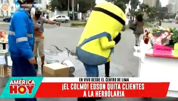 "América Hoy”: ‘Giselo’ pide a serenazgo que desaloje a ‘La Herbolaria’ por vender emoliente en plena avenida. (Foto: captura de video)