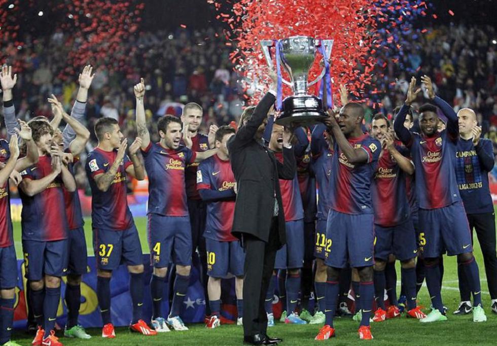 Barcelona recibió el trofeo de campeón de la Liga española [FOTOS]