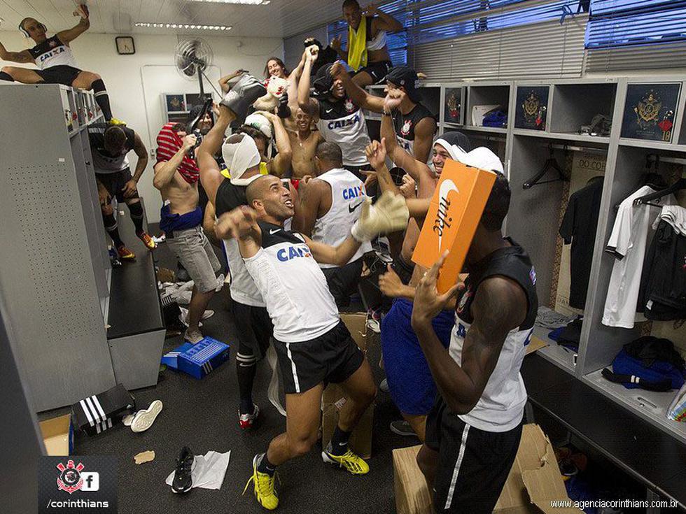 Guerrero y Corinthians también bailaron al ritmo de Harlem Shake [FOTOS]