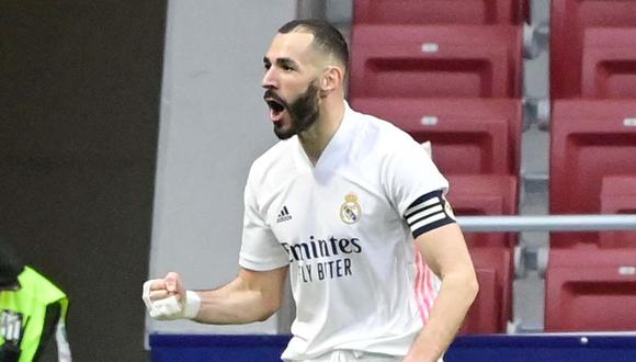 Karim Benzema anotó dos goles en la victoria de Real Madrid ante Elche por LaLiga. (Foto: AFP)