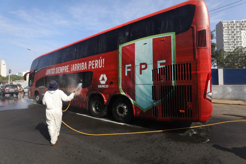 Bus de la selección peruana fue desinfectado tras transportar a personal médico