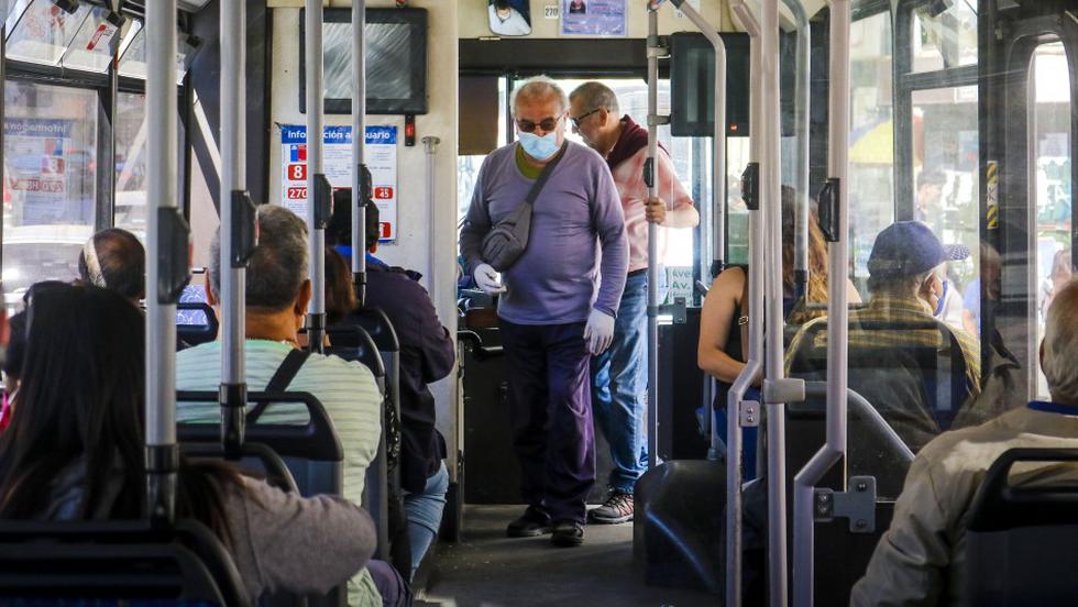 Desde el miercoles 08 de abril empezó a regir en el país el uso obligatorio de la mascarilla en el transporte público y privado