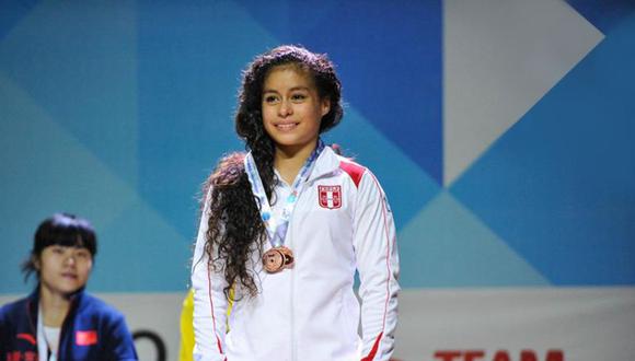 Mundial Juvenil de Pesas: Fiorella Cueva logra histórica medalla de bronce 
