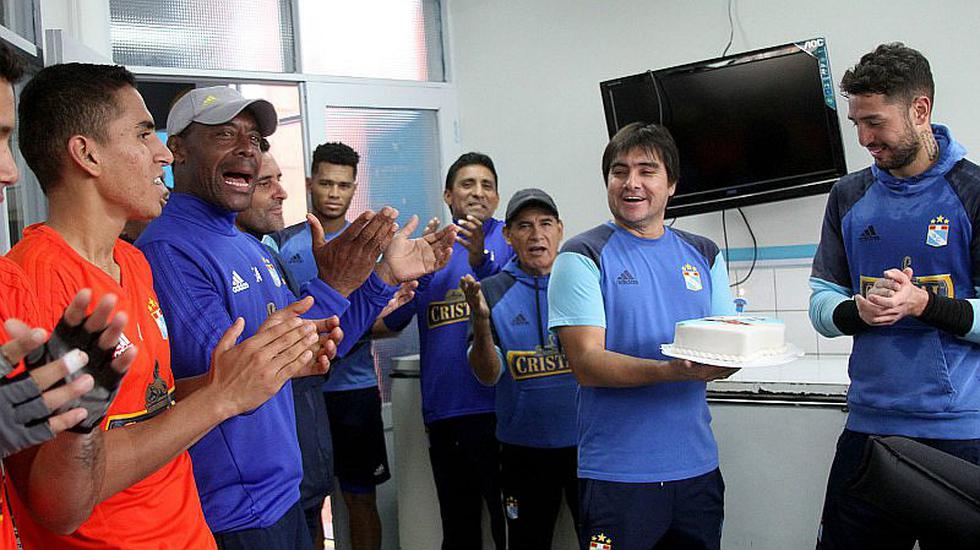 Sporting Cristal: Así celebran el cumpleaños de Mauricio Viana [GALERÍA]
