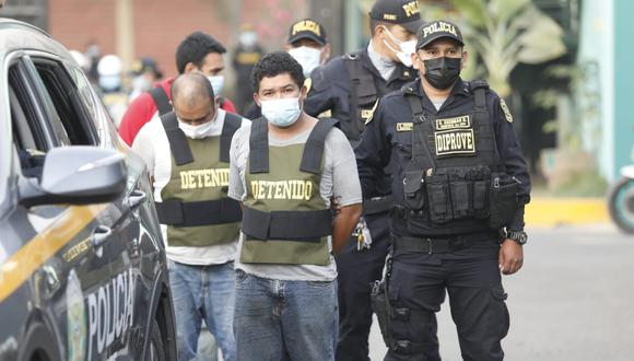 Tres sujetos que integraban la red criminal Los Malditos de Punchauca fueron detenidos por personal de la Diprove. Foto: César Bueno/@photo.gec