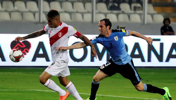Perú venció 2-1 a Uruguay el 2017 con goles de Paolo Guerrero y Edison Flores. (Foto: Reuters)