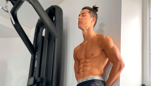 Cristiano Ronaldo mostró su espectacular figura en redes sociales. (Instagram)