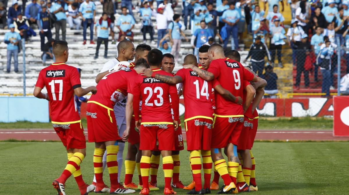 TORNEO DE VERANO 2018 PARTIDO DE FUTBOL ENTRE SPORT HUANCAYO VS SPORTING CRISTAL.