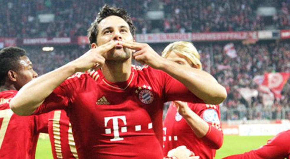 Afirman que Bayern Munich extendería contrato a Claudio Pizarro por un año