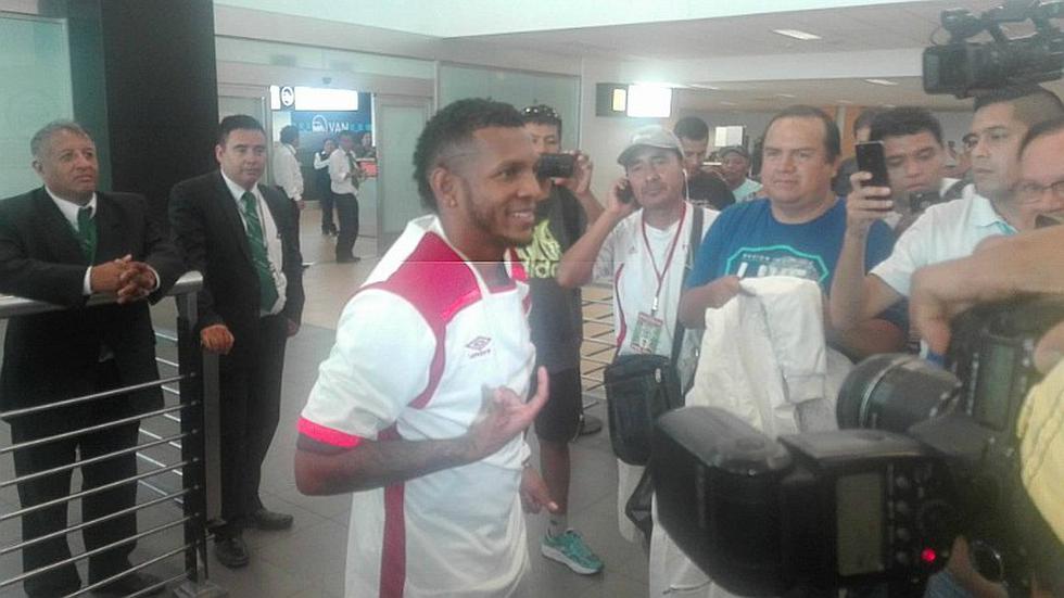 Universitario de Deportes: Alberto Quintero ya está en Lima [FOTOS]