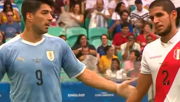 Selección peruana | Luis Suárez se molestó con Abram por fuerte marca en el Perú vs. Uruguay | VIDEO