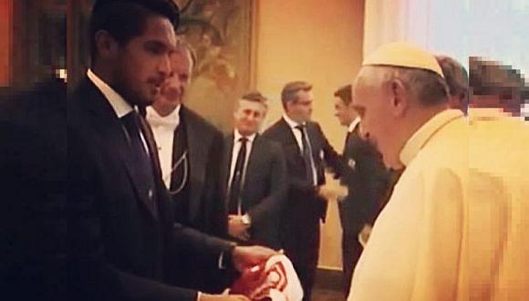 Juan Vargas visitó al Papa Francisco con la delegación de Fiorentina, el 2014. (Captura: Instagram)