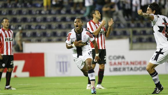 Wilmer Aguirre fue la figura del partido ante Estudiantes, el 'Zorrito' anotó 3 goles.