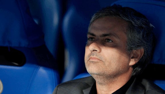 Mourinho "va a defenderse y llegar hasta el final", dice su asistente