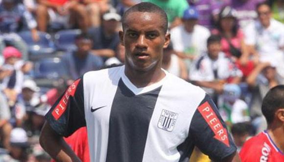 Amarran a la "Culebra" Carrillo y seguirá en Alianza Lima