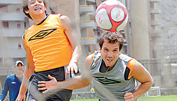 Revoredo fue formado en Cristal, pero es hincha a muerte de la "U". El martes choca con su ex.